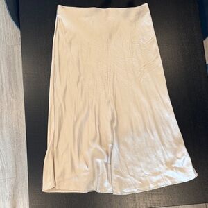 Quince Cream A-Line Skirt Washable Silk